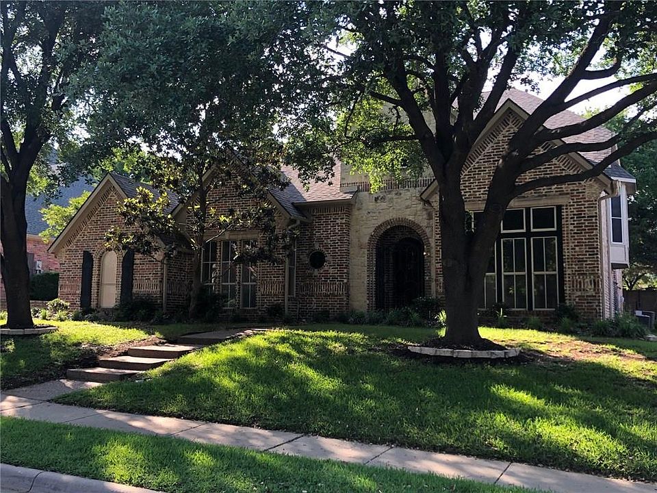 1st image of 1920 Pembroke Ln