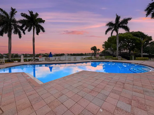 10725 Pelican Drive, Wellington, FL 33414