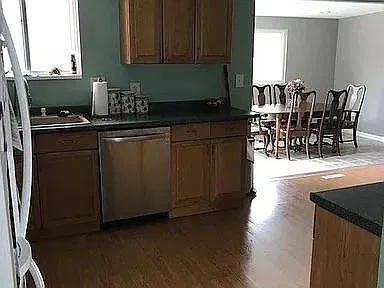 3 bed, 1654 sqft, $2,850 — Photo 2