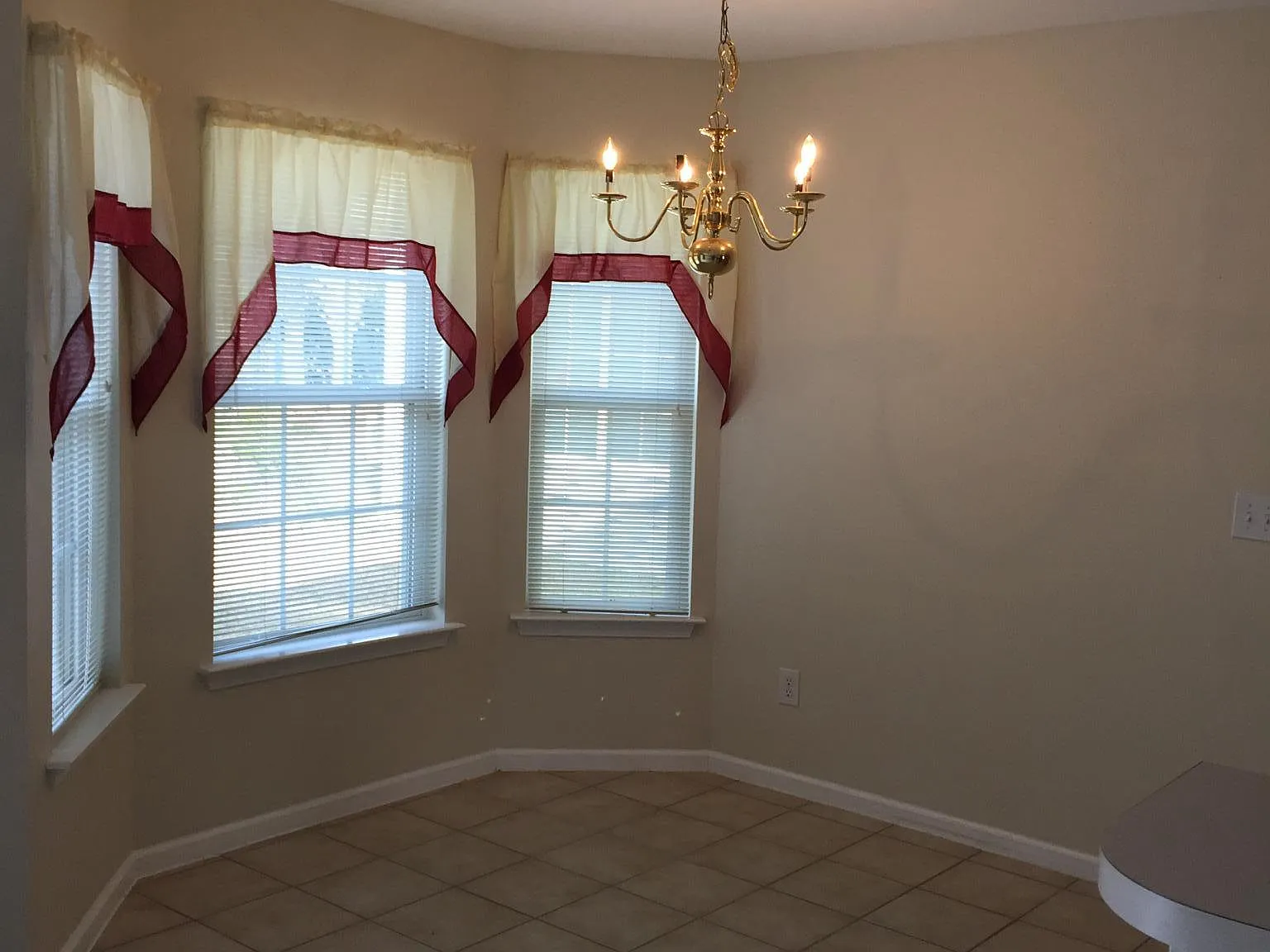 940 Wyndfall Dr Sw — Photo 4