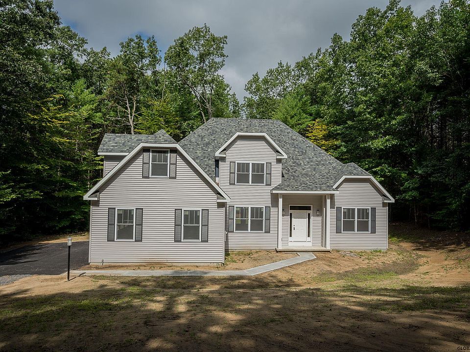 1st image of 25 Barrington Dr