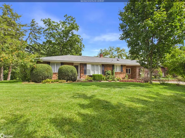 2302 Hillcrest Rd, Donnellson, IA 52625