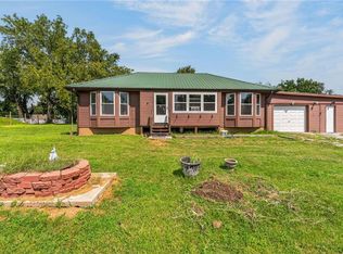 305 E Elm St, Polo, MO 64671