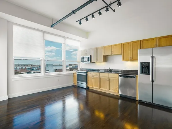 51 Lafayette St Unit 610, Salem, MA 01970