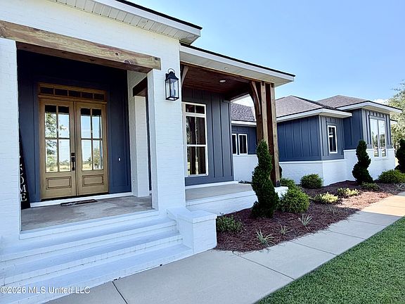 5th image of 2410 Timber Ln