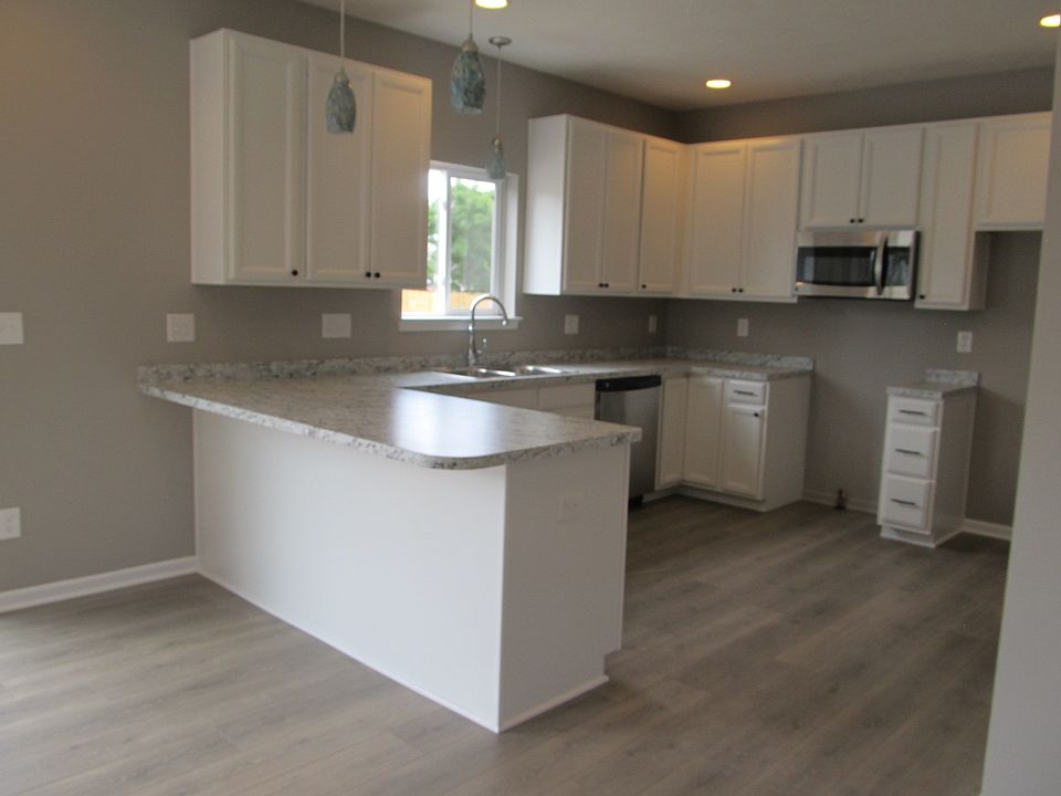 Ashford Plan, Pinewood Estates, Grass Lake, MI 49240 Zillow