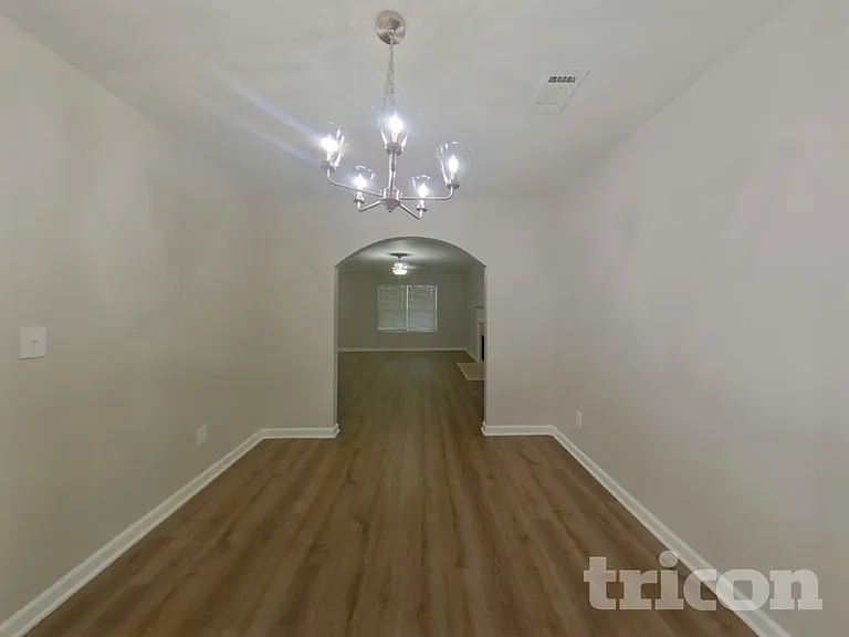 210 Signet Ct — Photo 4