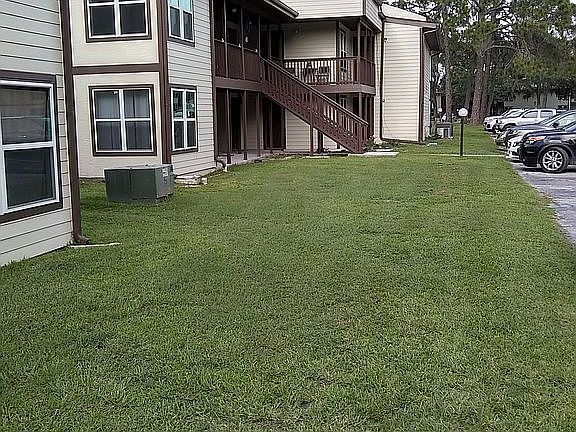 3rd image of 24204 Sandalwood Dr