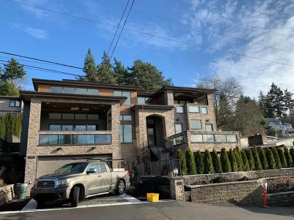 2818 67th Ave SE, Mercer Island, WA 98040