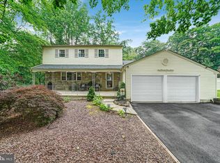 1033 Longspur Rd, Audubon, PA 19403