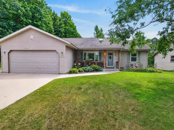 513 Polaris STREET, West Bend, WI 53095