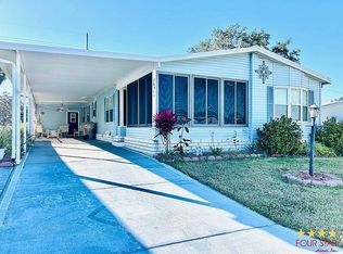 28311 River Run Dr, Leesburg, FL 34748