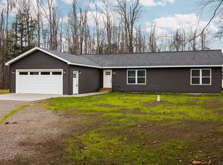 2440 Hickorywood Dr, Gaylord, MI 49735