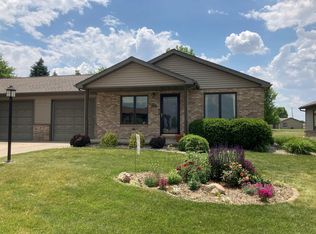 1254 Kingsbury Rd, Washington, IL 61571