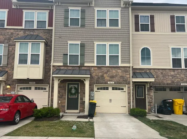 743 Ravenwood Dr, Glen Burnie, MD 21060