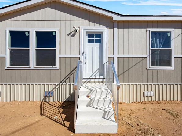 19 Dama Rd, Los Lunas, NM 87031