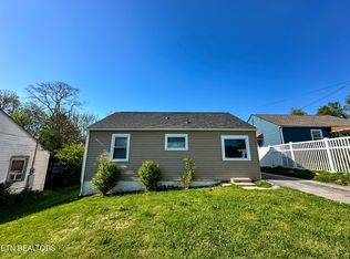 2317 Coker Ave, Knoxville, TN 37917