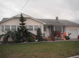 107 Valerie Dr, Manville, NJ 08835