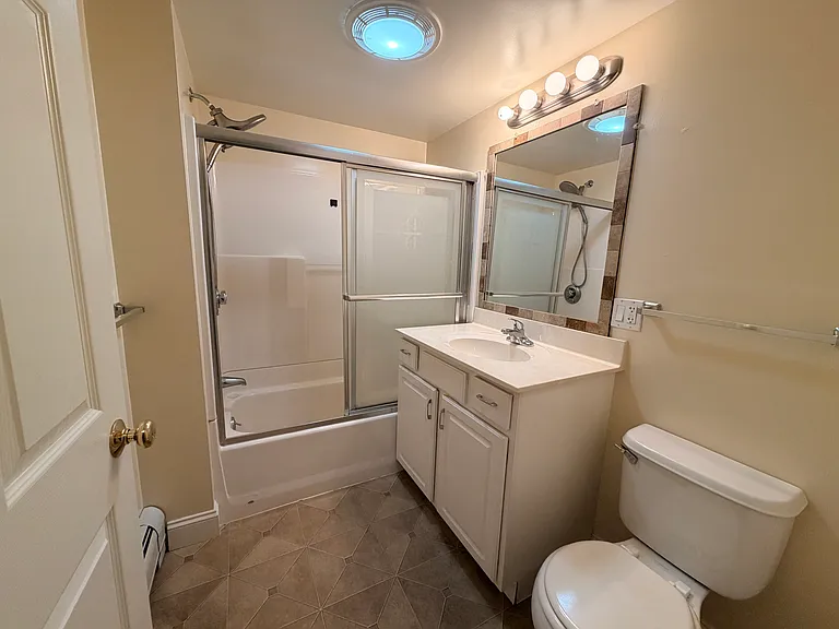 79 Pleasant St #6 — Photo 6