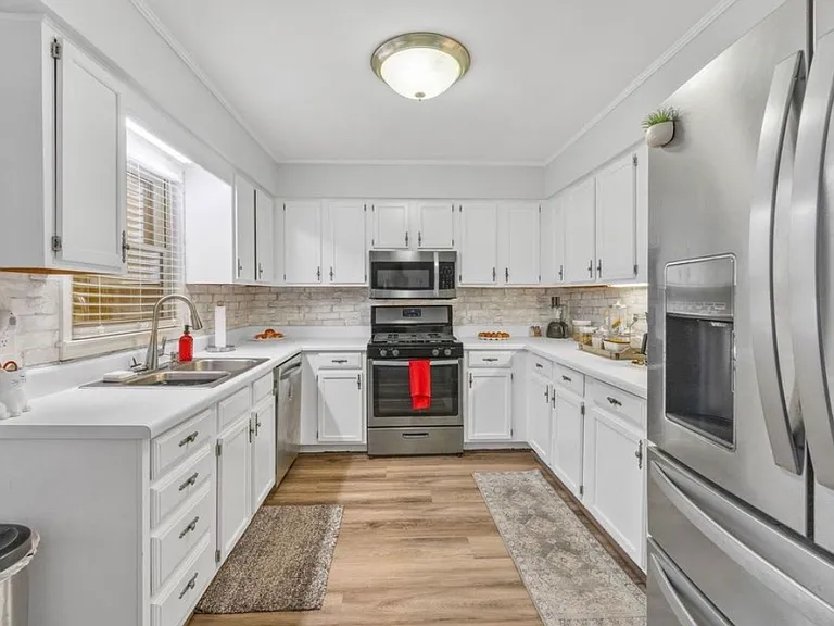 1001 Cobbs Glen Dr #1001 — Photo 8