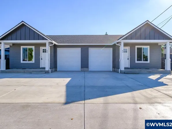 90 Walker Rd, Lebanon, OR 97355