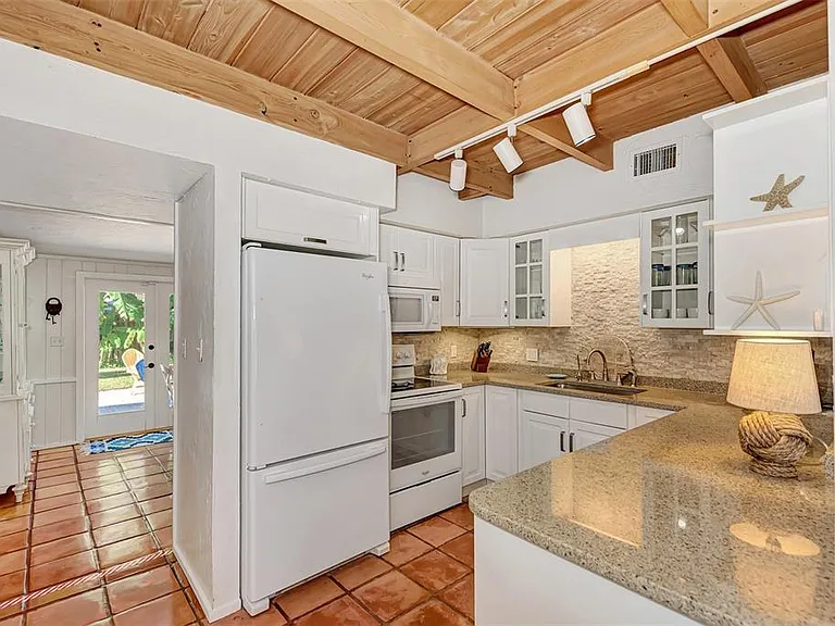 5216 Calle De Costa Rica — Photo 11
