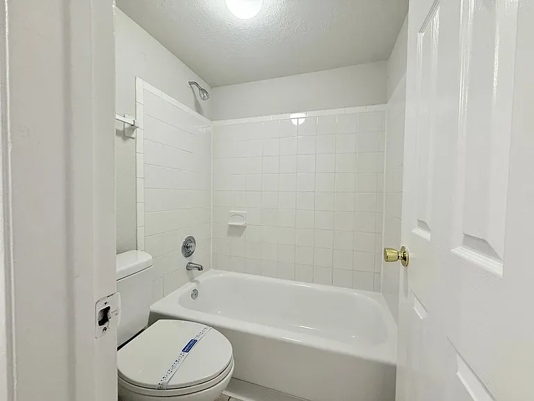 4117 S Semoran Blvd #22 — Photo 4