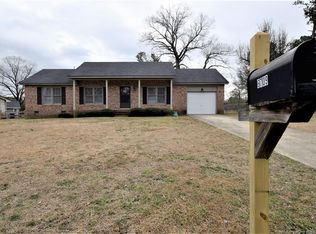 6709 Seaford Dr, Fayetteville, NC 28314