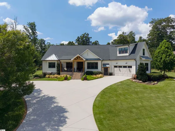 200 Ballyhoo Ct, Greer, SC 29651
