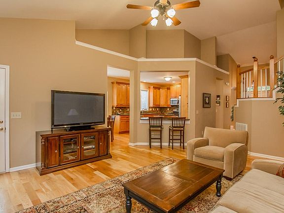 3rd image of 2036 Bratton Place Dr