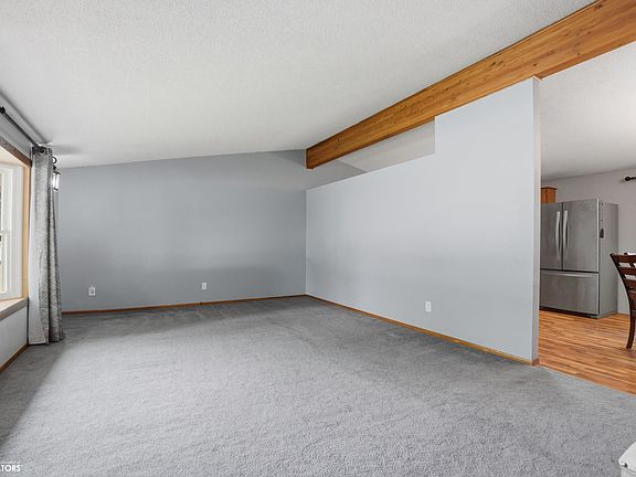 5th image of 119 Centennial Dr