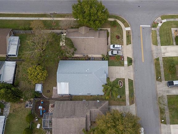3rd image of 1686 Canton Ln