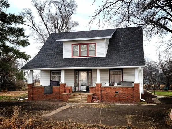 1116 G Rd, Minden, NE 68959