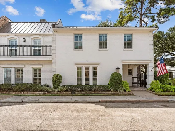 8619 La Fonte St, Houston, TX 77024