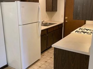 17640 Rosewood Dr APT 1D, Lansing, IL 60438