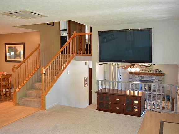 3rd image of 2286 Sprucewood Dr