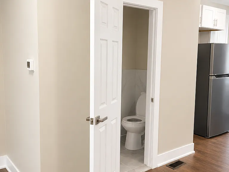 1st floor half bathroom