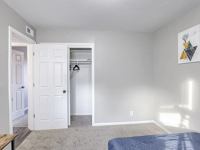 135 E Sheridan St #4 — Photo 23