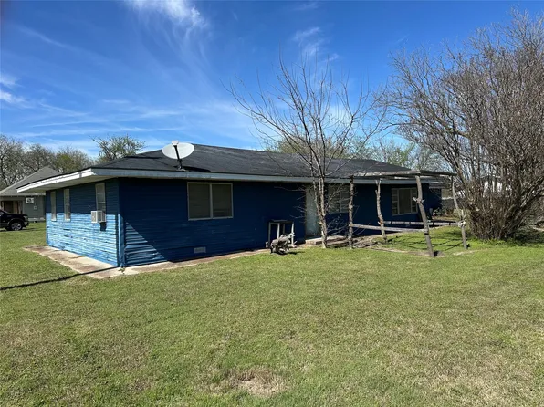 5273 Fm 73 Rd, Prairie Hill, TX 76678