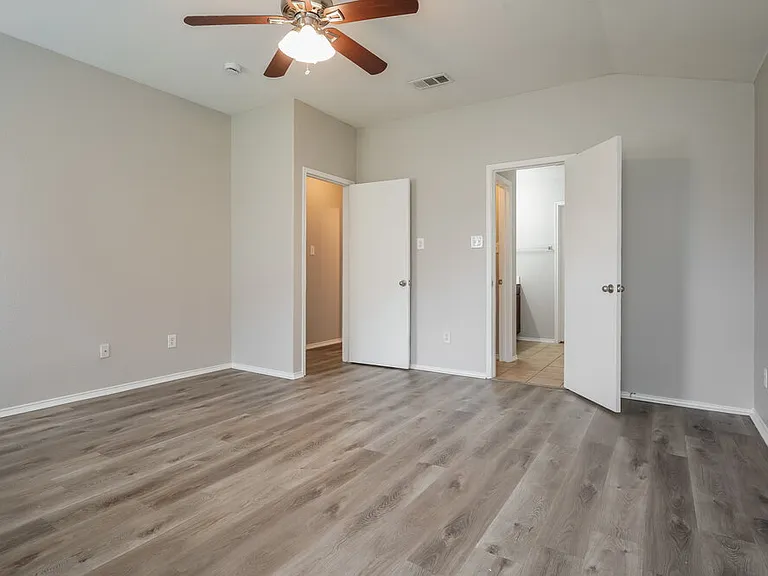 1625 Grassy View Dr — Photo 14