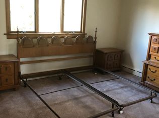 15 Emerson Rd, Somerset, NJ 08873