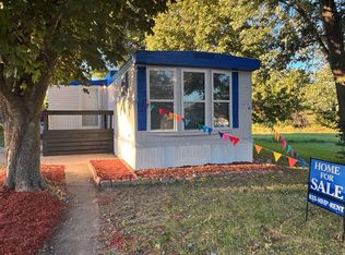 711 N 19th St #31, Hamilton, IL 62341