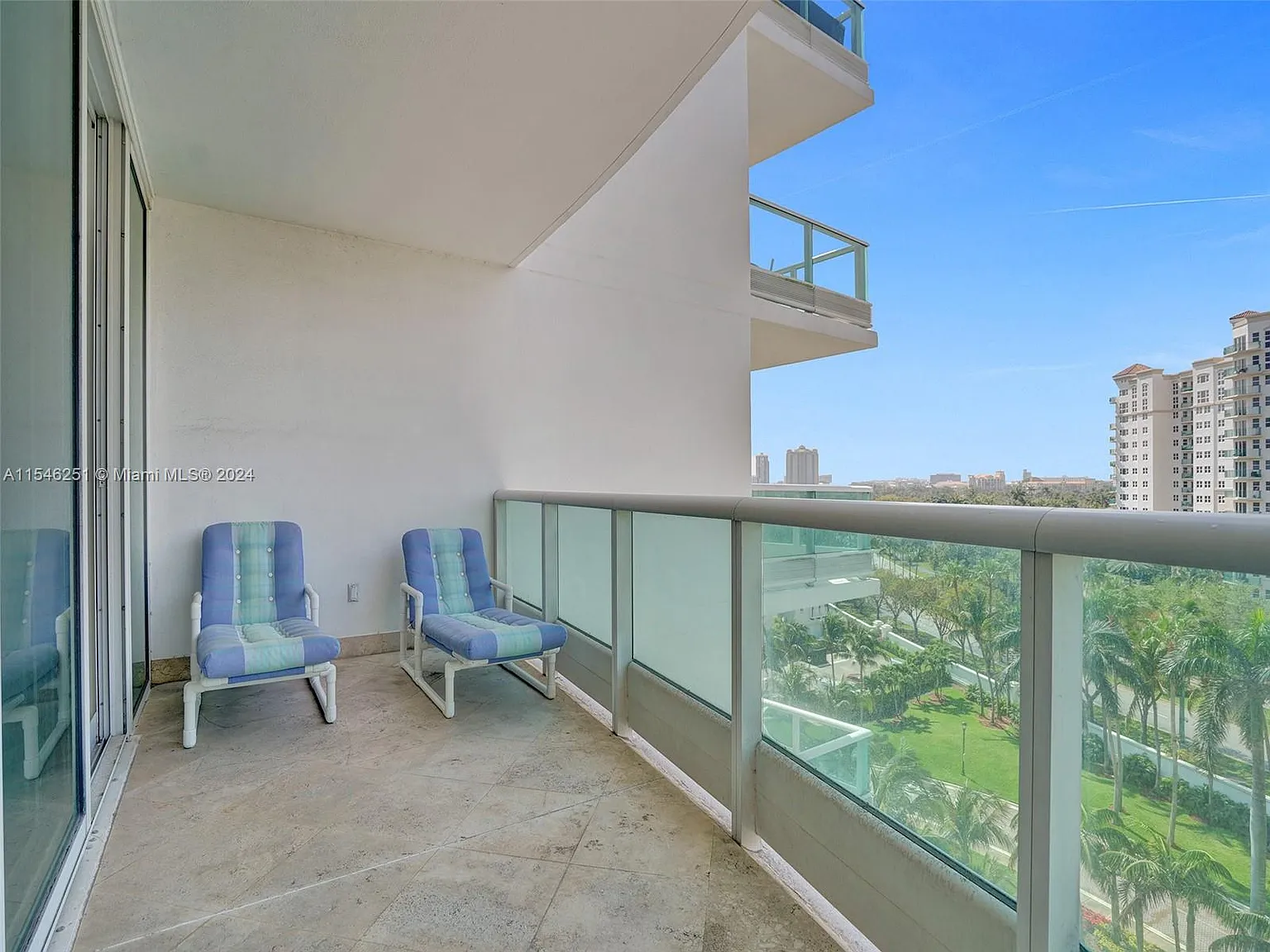 3 bed, 1930 sqft, $15,000 — Photo 4