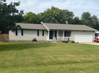52 Dement Rd, Sikeston, MO 63801