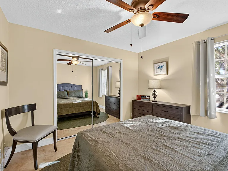 8400 Heritage Club Dr — Photo 39