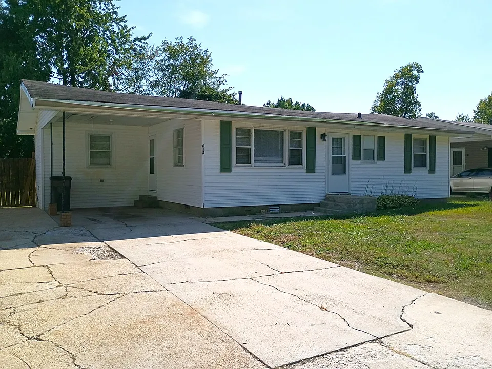 814 Kennedy St