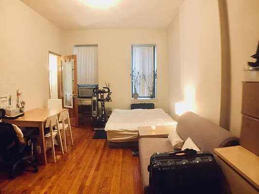 Rented by R New York | media 1