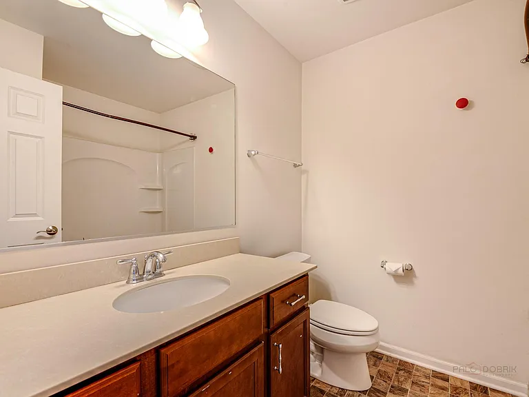 893 Lewisburg Ln — Photo 24