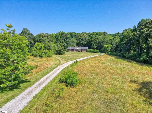 154 Shiloh Church Rd, Gray Court, SC 29645