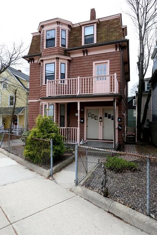 2 bed, 900 sqft, $2,995 — Photo 1